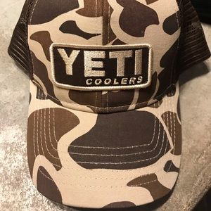 Old school camo YETI coolers hat